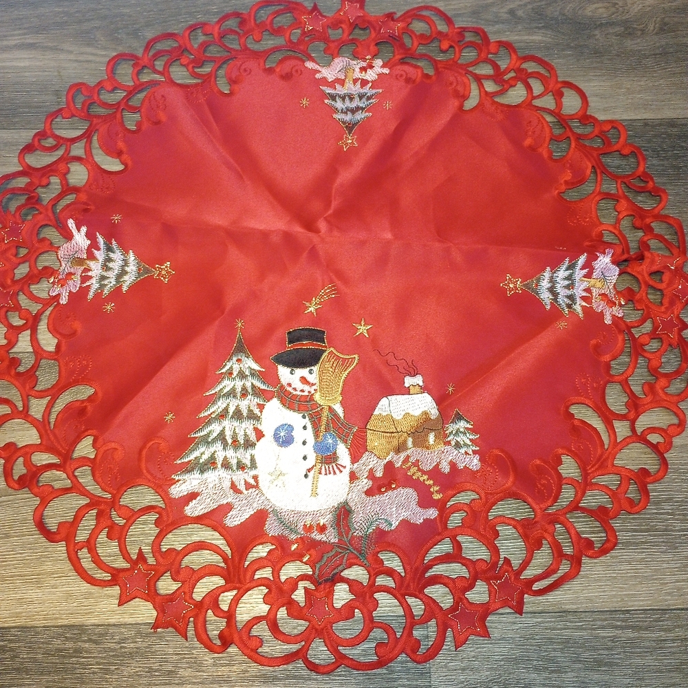 Embroidered Cutwork Snowman  Christmas Tree  Skirt Glitter Holiday Winter Scene